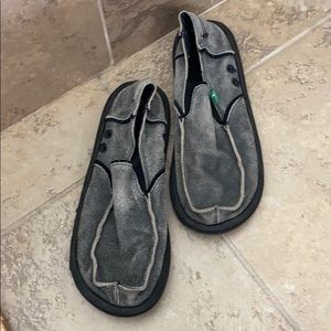Leather gray Sanuks